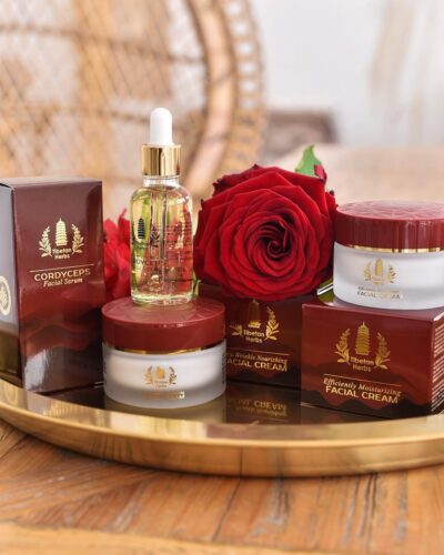 МНОГОФУНКЦИОНАЛЕН ЛОСИОН „TIBETAN HERBS, 120МЛ