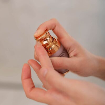 10118sq_009 (1) СЕРУМ ЗА ЛИЦЕ С ЖЕНШЕН И ФИТОЕКСТРАКТИ, 30МЛ